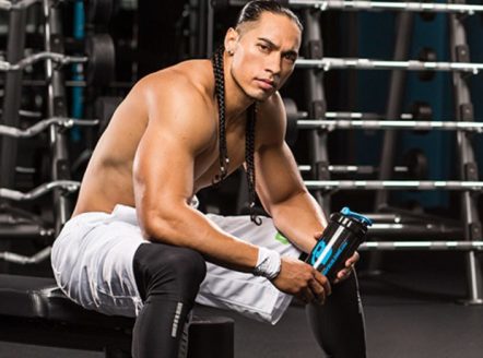 زمان مصرف مکمل‌ها یکی از عوامل کلیدی در بهینه‌سازی تأثیر آن‌ها بر سلامتی و عملکرد ورزشی است. هر مکمل، از پروتئین گرفته تا ویتامین‌ها و آمینو